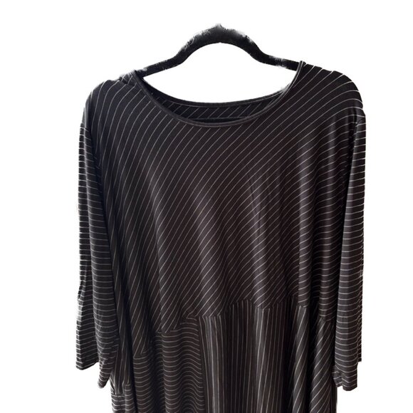 Navy Dress with Asymmetrical Hem - Picture 3 of 3